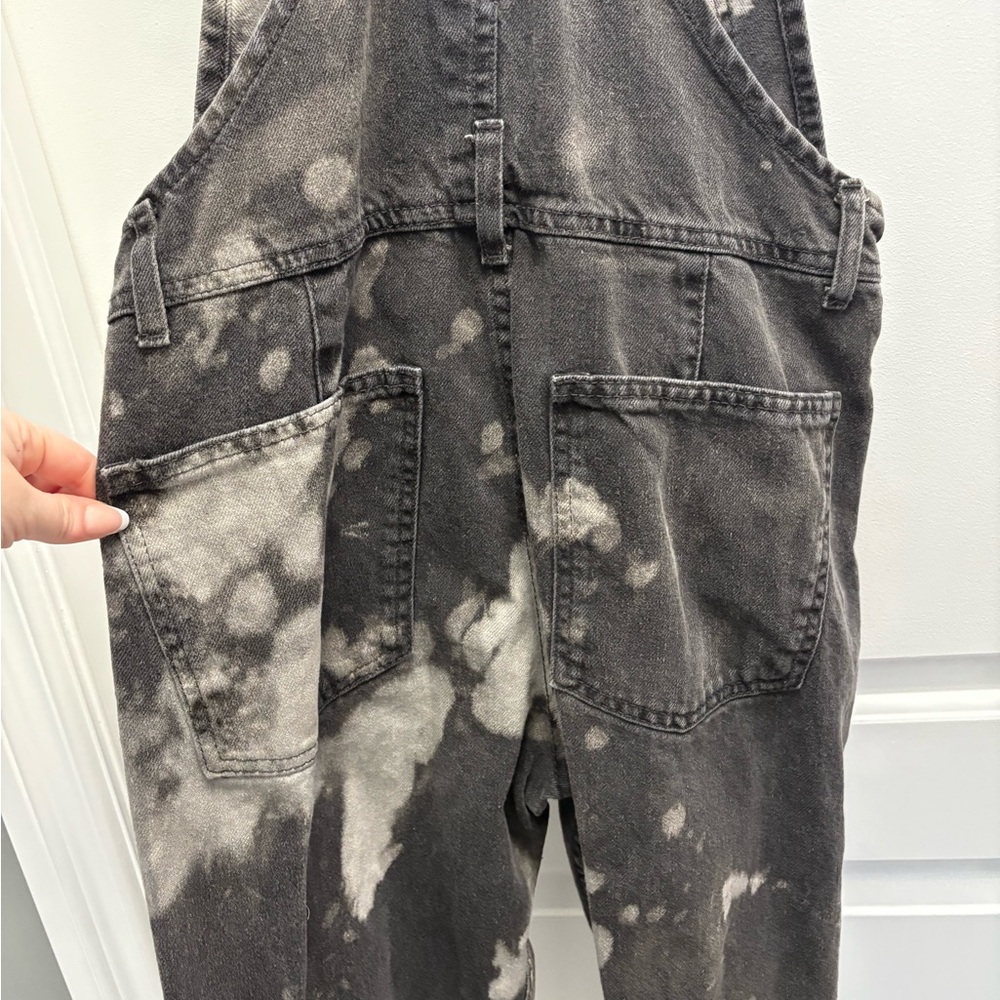 Free People Ziggy overalls in charcoal black wash Size XS We the Free denim - Picture 14 of 16